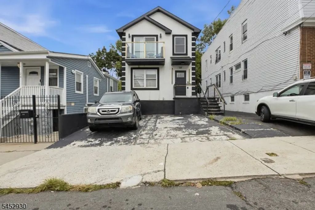 22 Breckenridge Ter, Irvington Twp.
