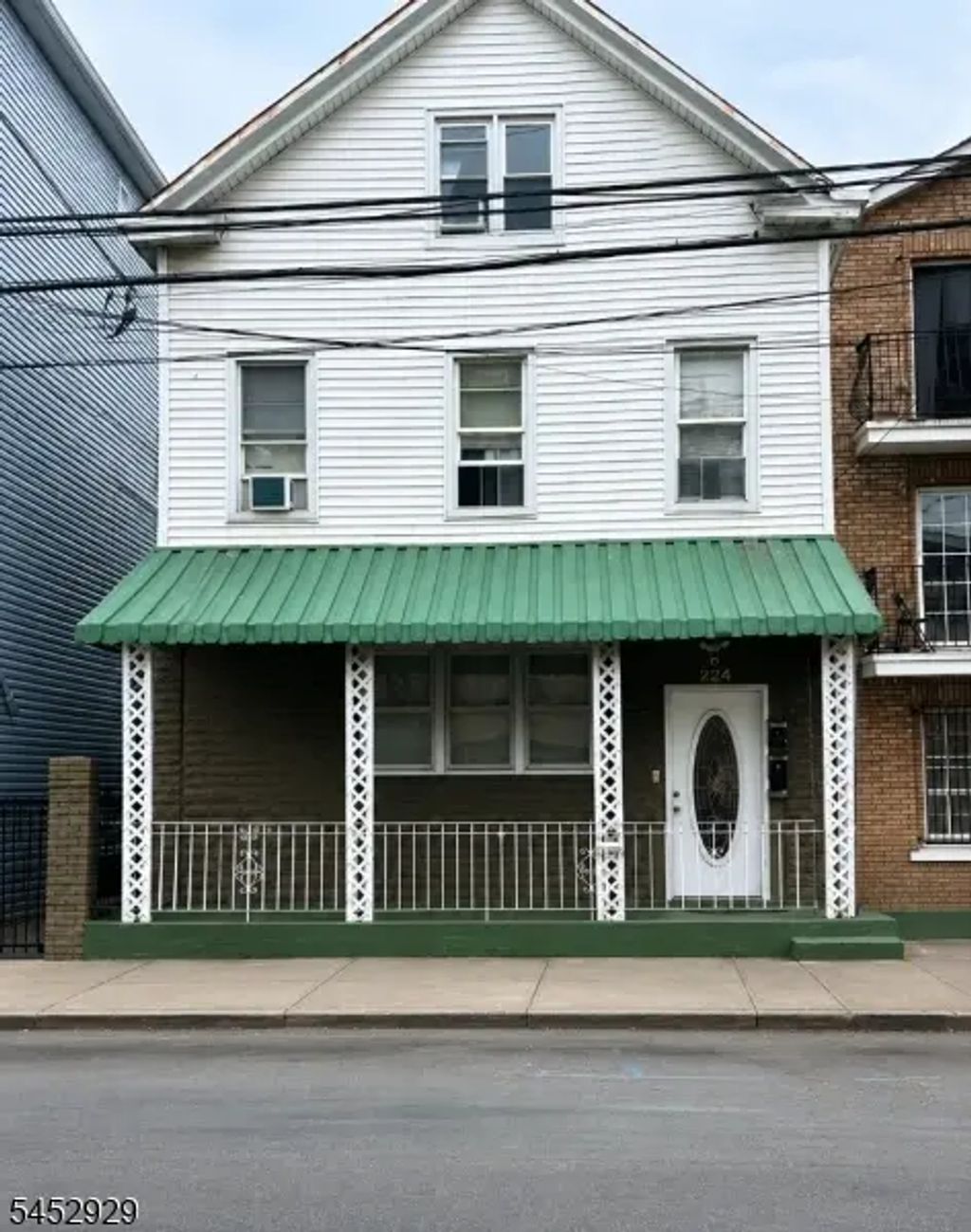 224 12th Ave, Newark City