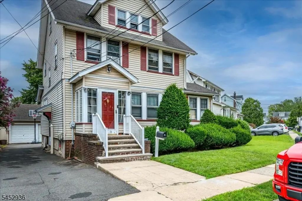 1075 Overlook Ter, Union Twp.