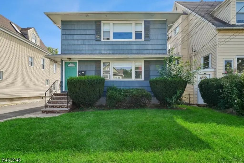 33 N Willow St, Montclair Twp.
