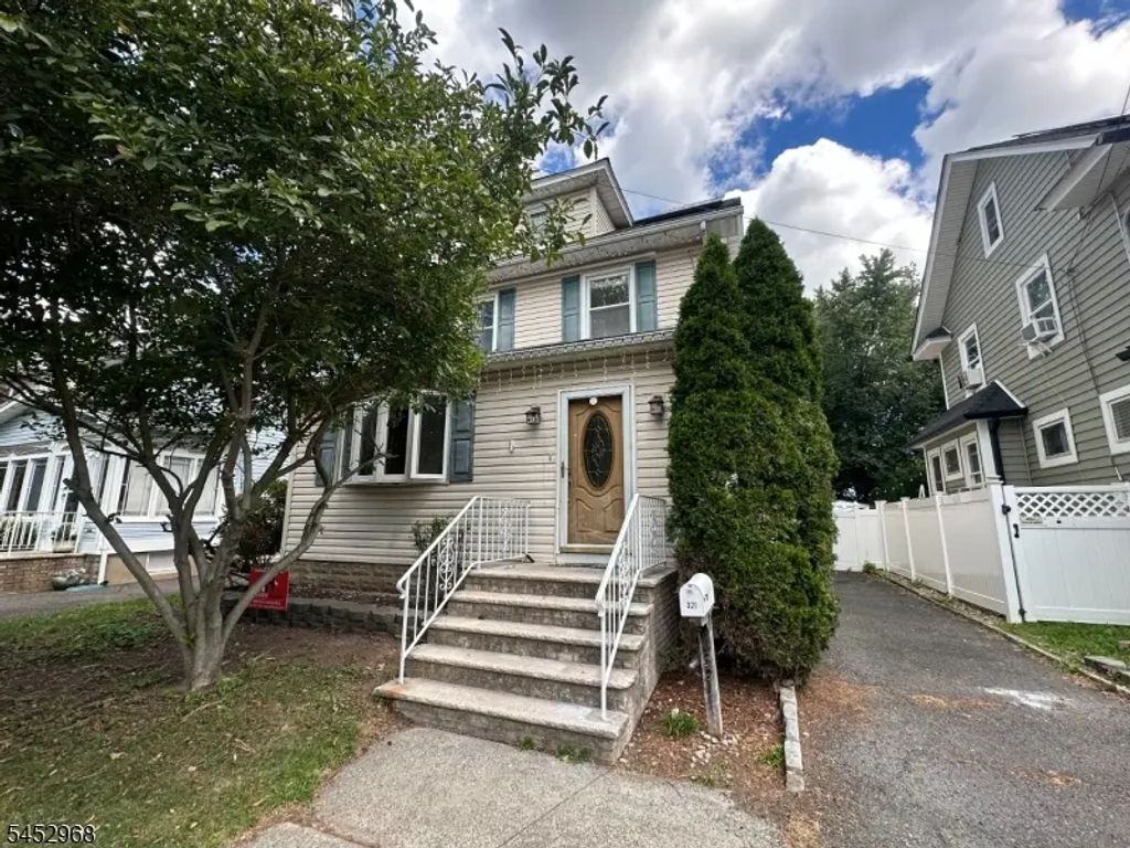 321 Hemlock St, Roselle Park Boro
