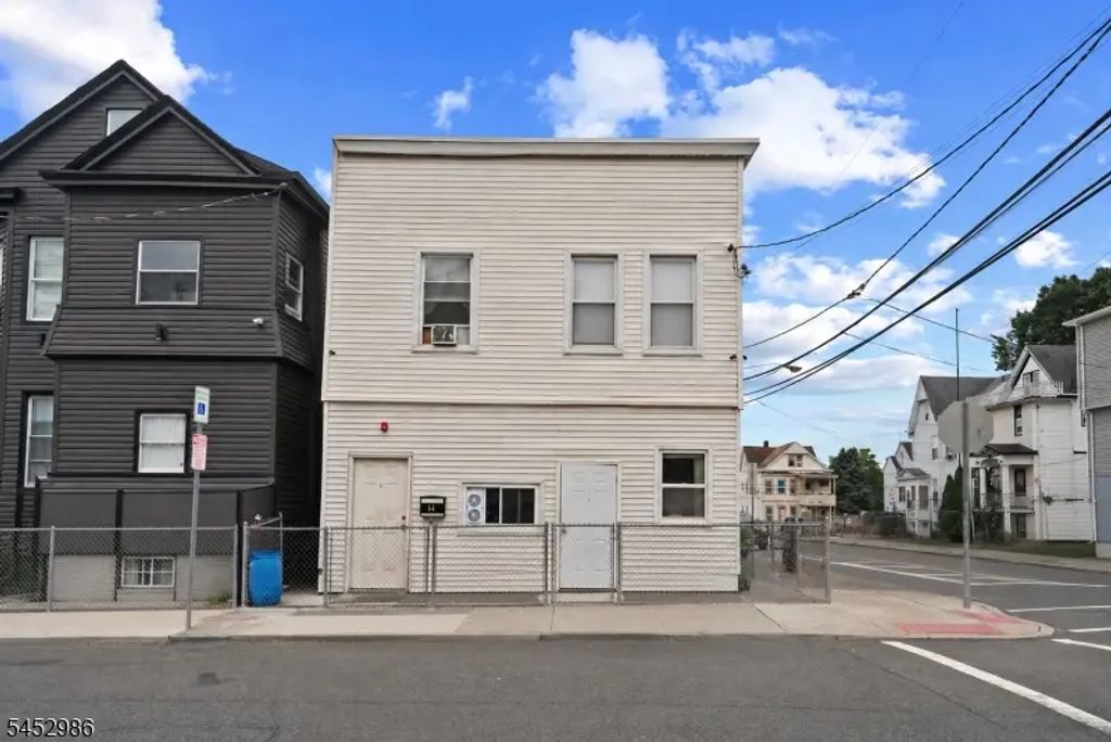 54 Genessee Ave, Paterson City