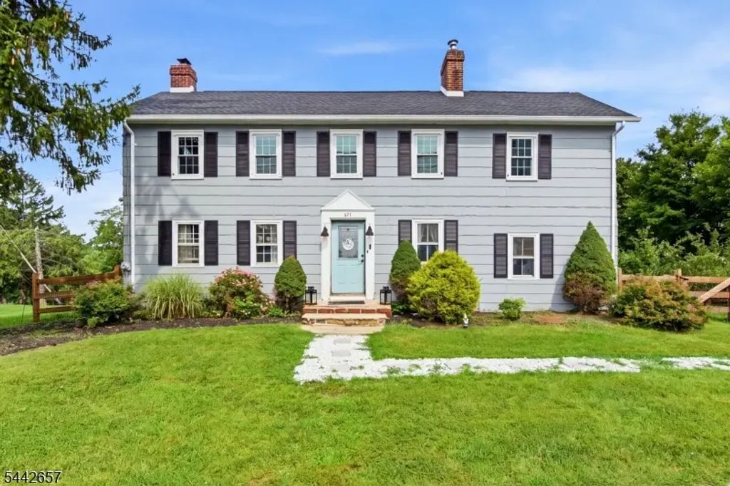 891 Amwell Rd, Hillsborough Twp.