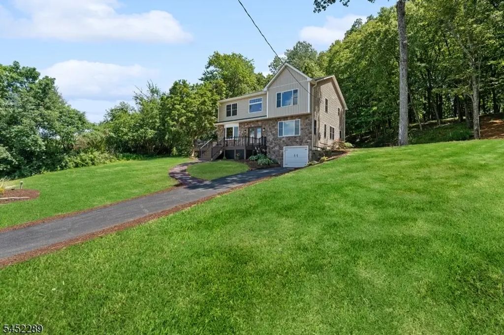 63 Van Horn Rd, Fredon Twp.