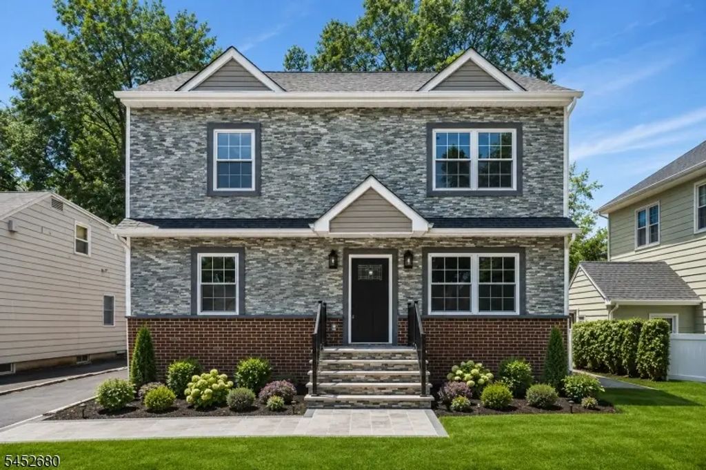 250 Milltown Rd, Springfield Twp.