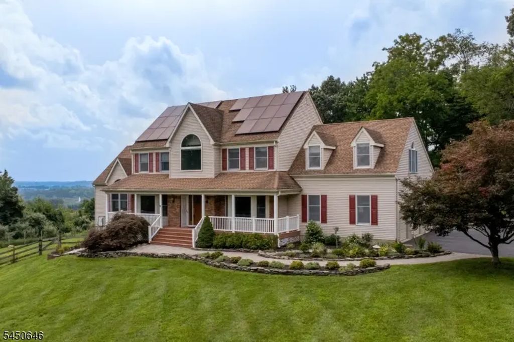 7 Tahoe Ct, Clinton Twp.