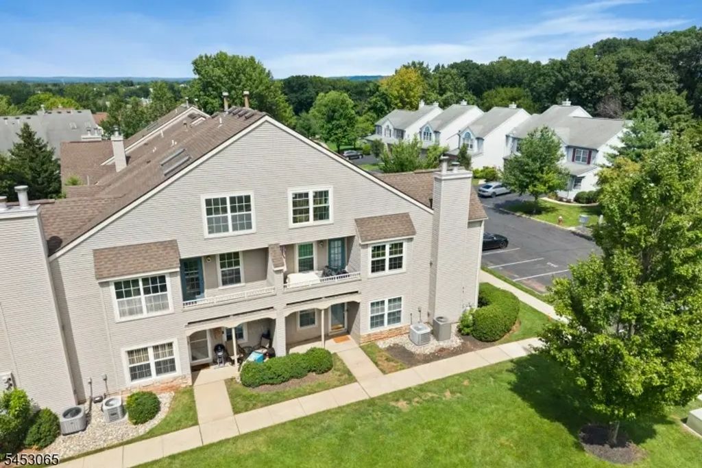 2501 Vroom Dr, Bridgewater Twp.