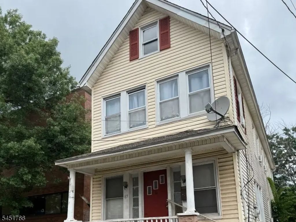 85 Veterans Memorial Dr, Somerville Boro