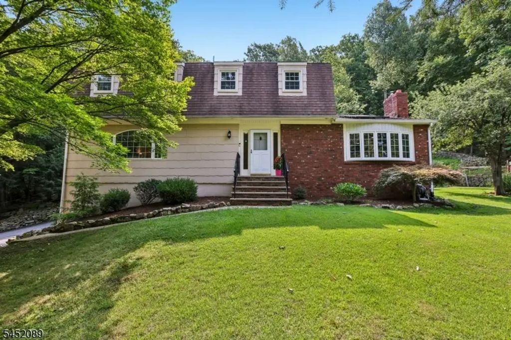 16 Zander Ln, Randolph Twp.