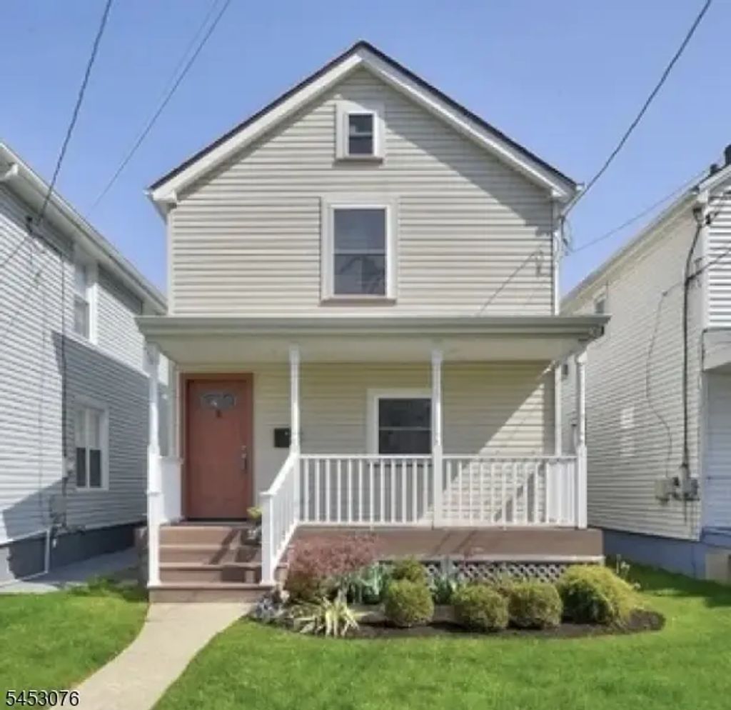 443 Downer St, Westfield Town
