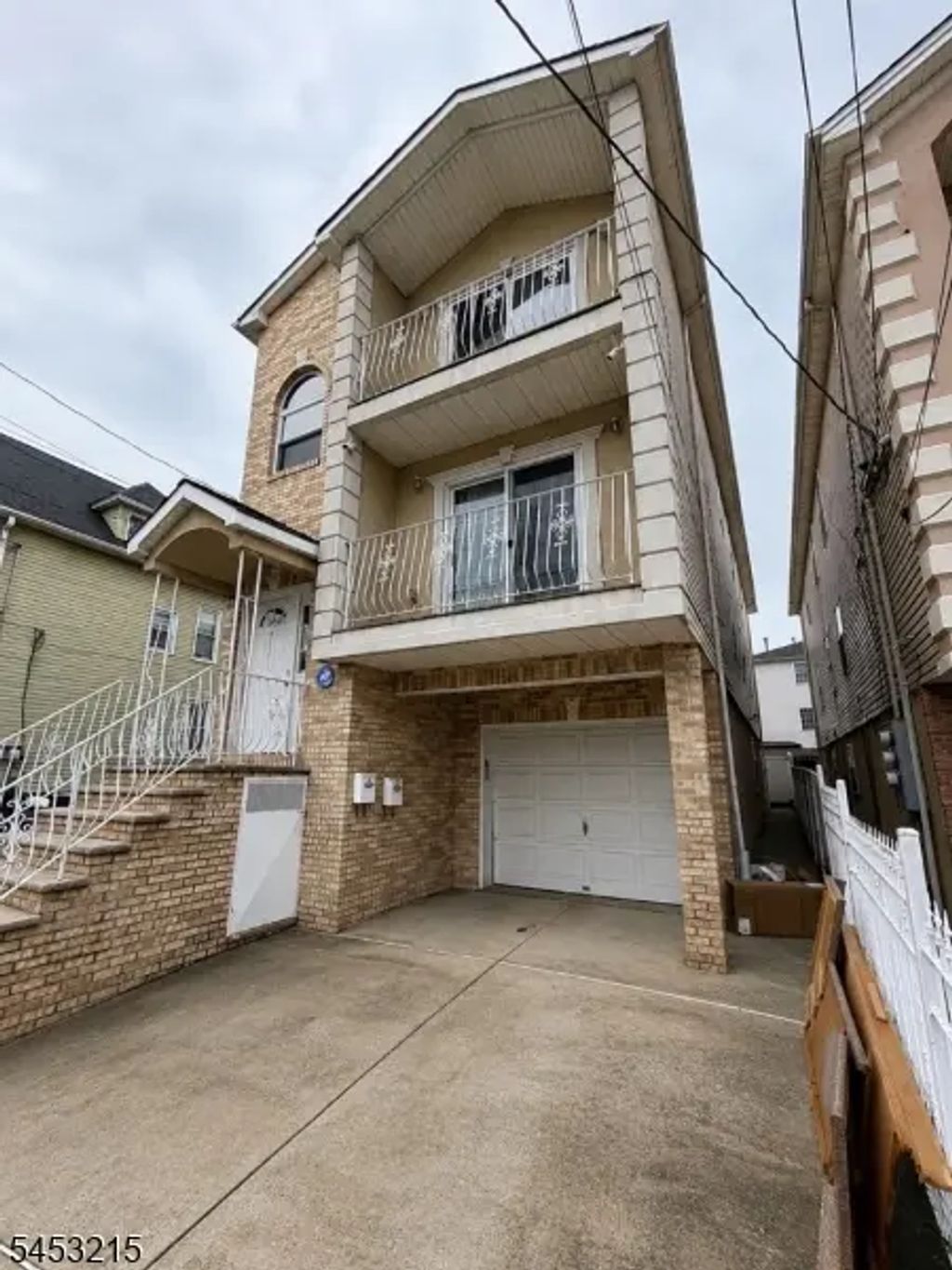911 Flora St, Elizabeth City