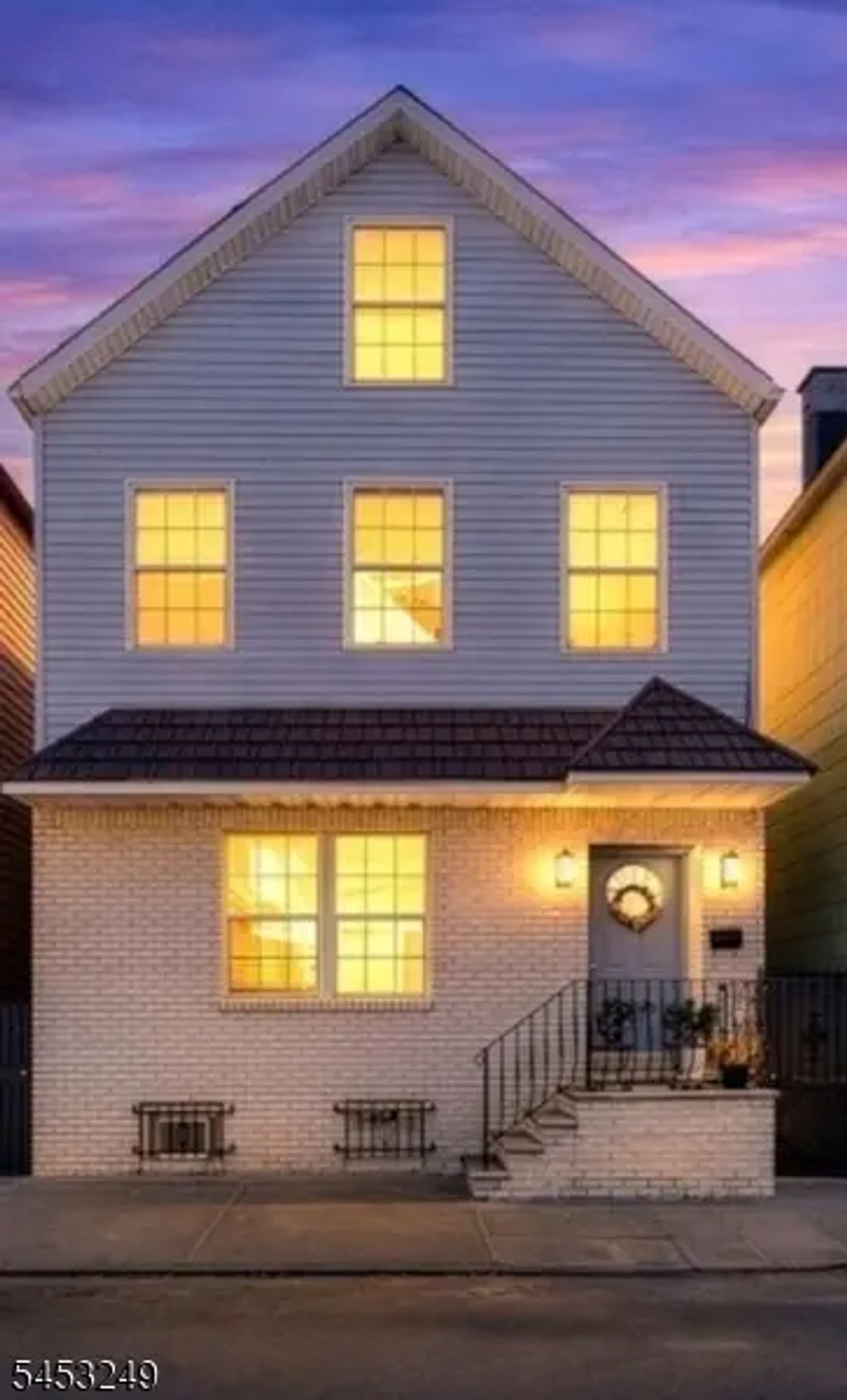 97 Houston St, Newark City