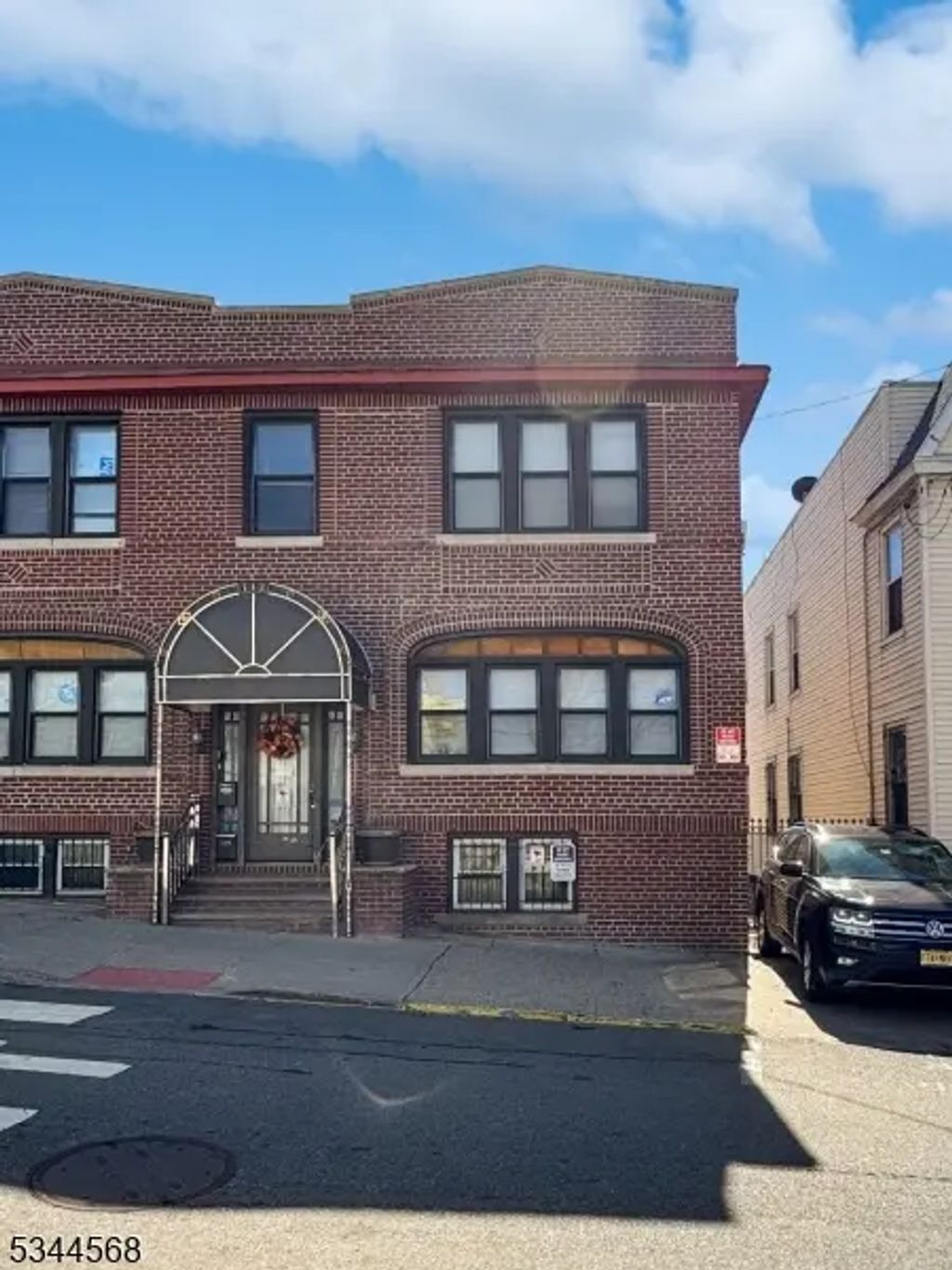 113 Van Winkle Ave, Jersey City