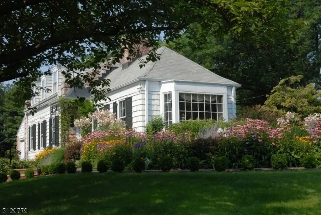 247 Valley Rd, Montclair Twp.