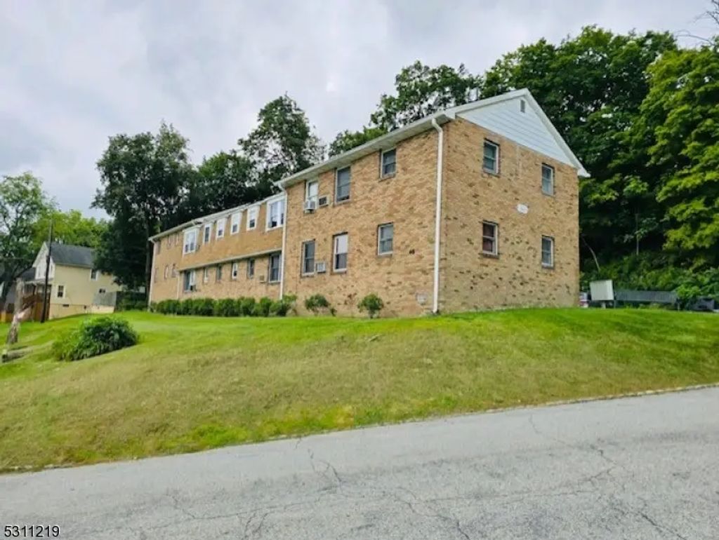 54 Mill St, Newton Town
