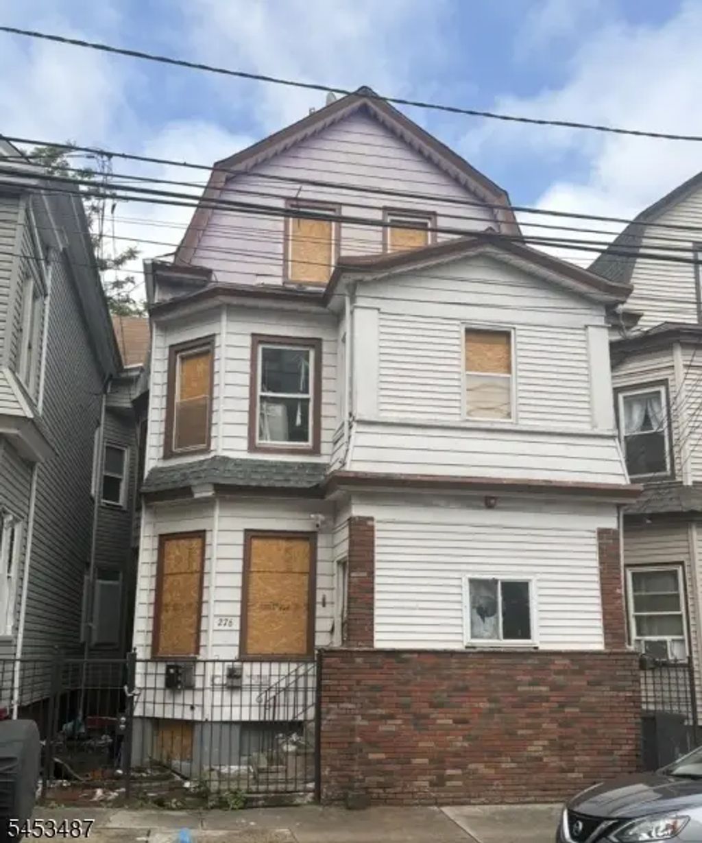 276 Carroll St, Paterson City