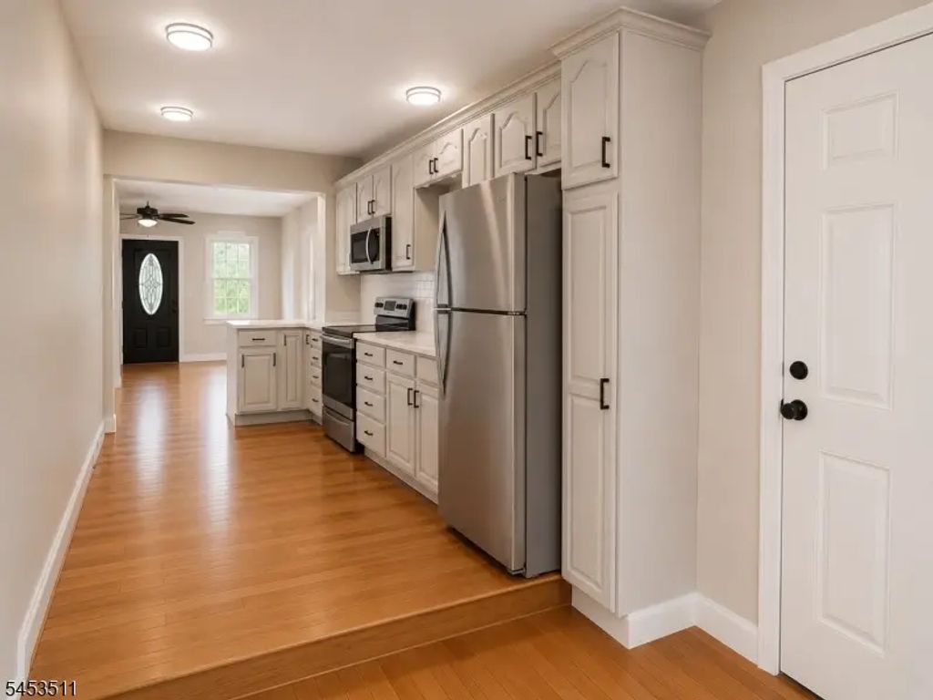 52 Park Ave, Flemington Boro