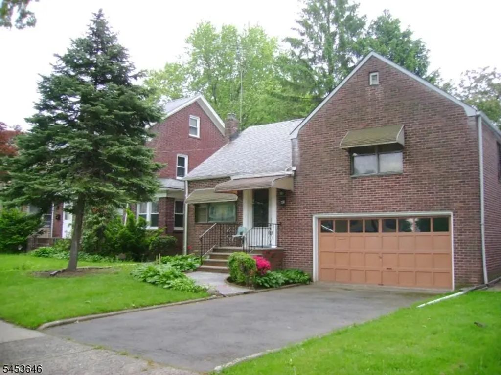 40 Ridgewood Ave, Irvington Twp.