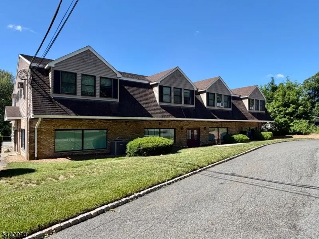 7 Oak Ridge Rd, West Milford Twp.