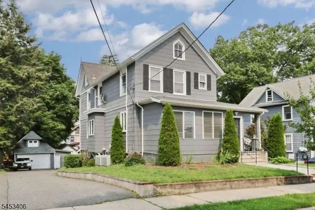 120 Liberty St, Ridgewood Village