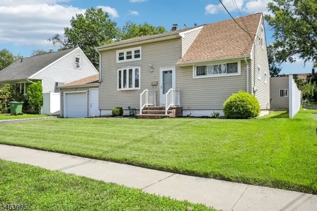 10 Independence Dr, Roselle Boro