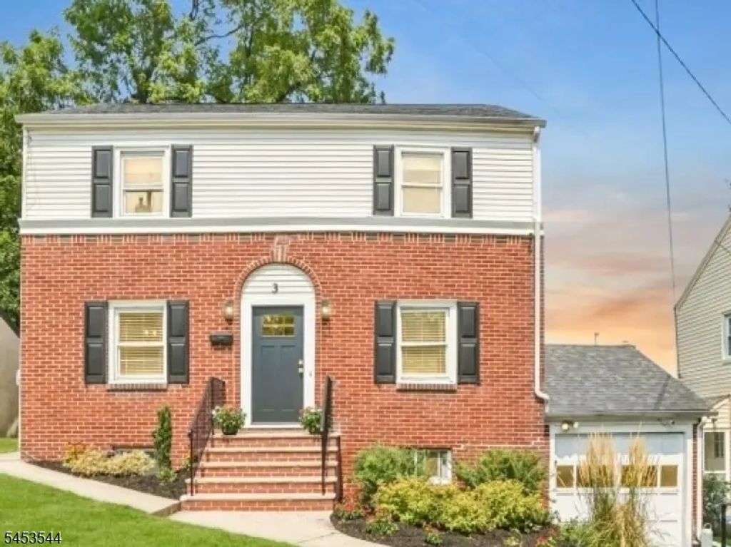 3 Orange Heights Ave, West Orange Twp.