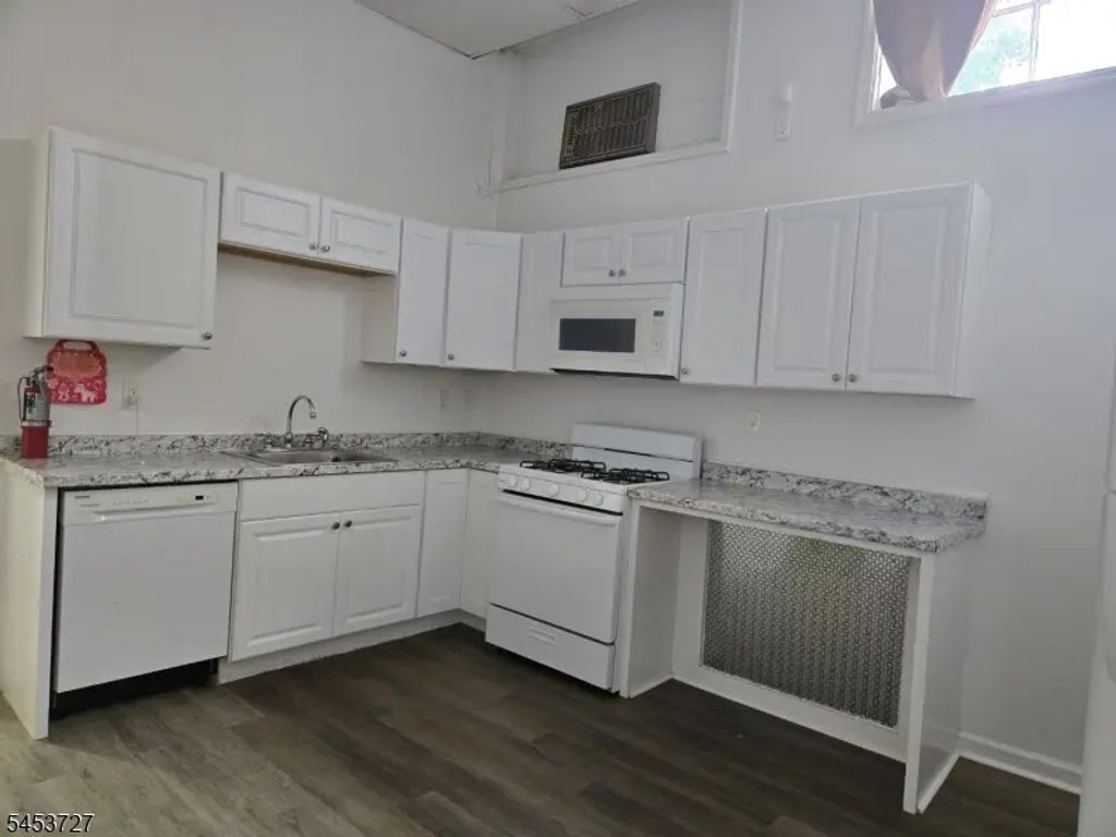 1263 Stuyvesant Ave, Union Twp.