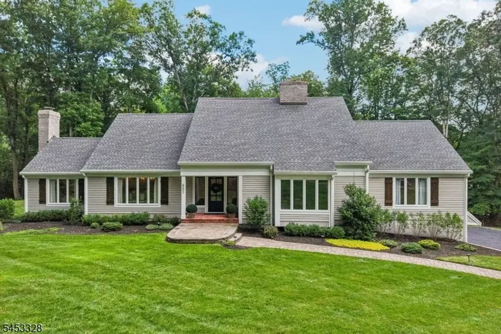 662 Juniper Pl, Franklin Lakes Boro