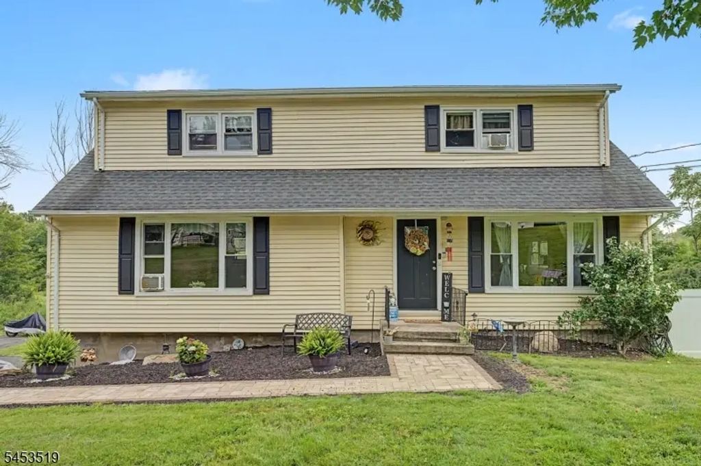 55 Davis Rd, Frankford Twp.