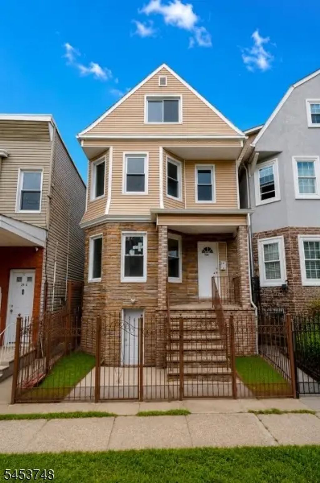 734 Summer Ave First Floor, Newark City