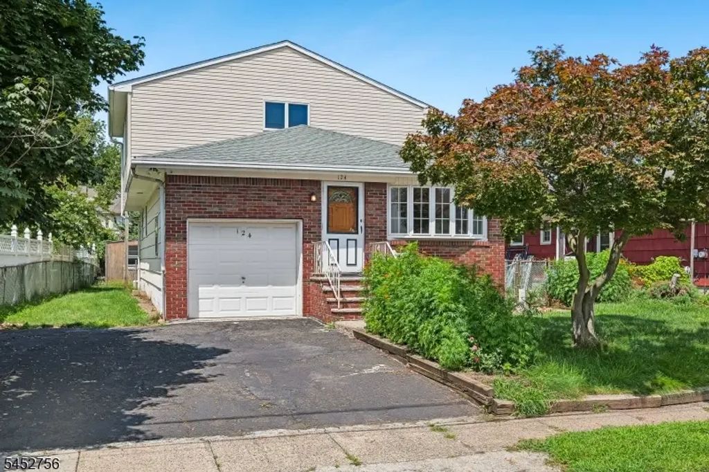 124 Sonora Ave, Woodbridge Twp.