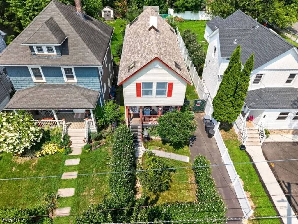 504 W Broad St, Westfield Town