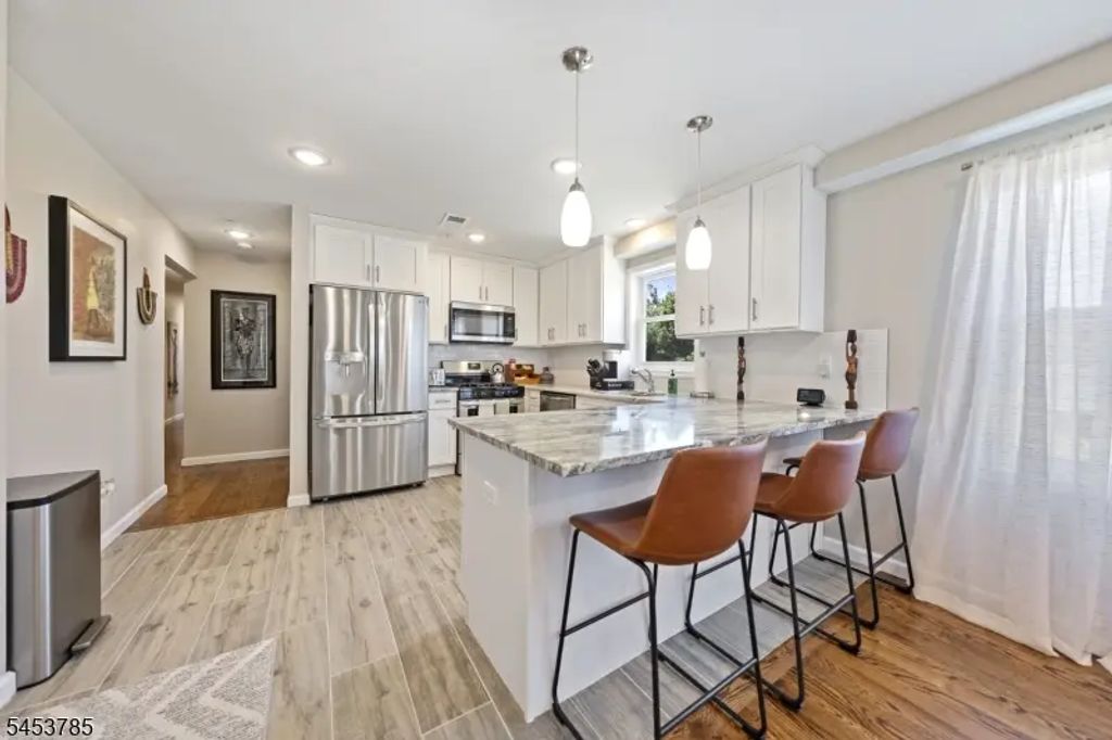 34 Garibaldi Ave, Newark City