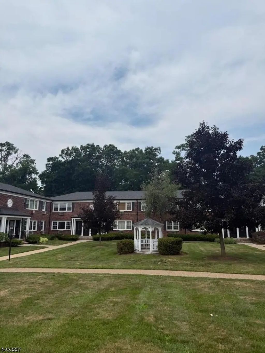 307 Pitney Pl, Morris Twp.