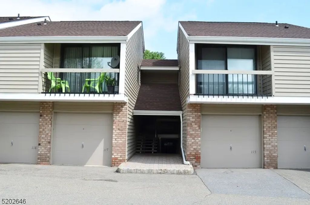117 Overlook Dr, Union Twp.