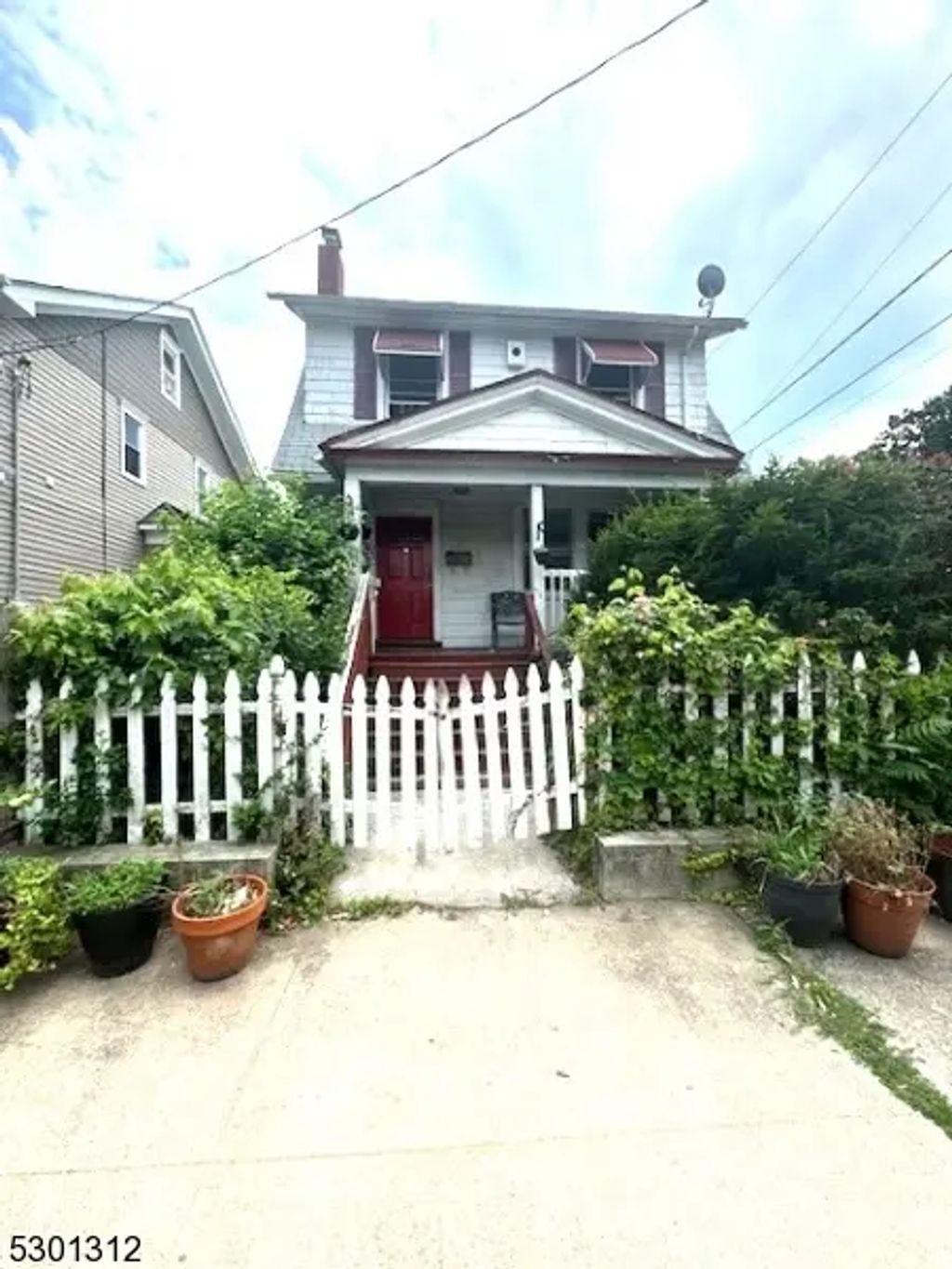 872 Lyons Ave, Irvington Twp.