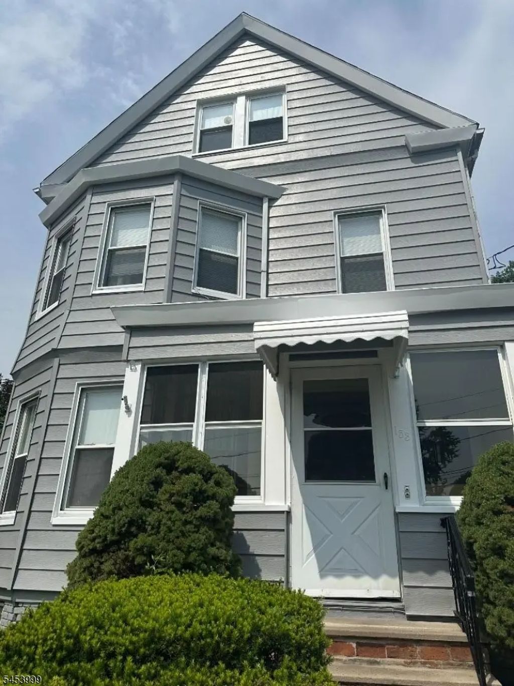 153 High St, West Orange Twp.