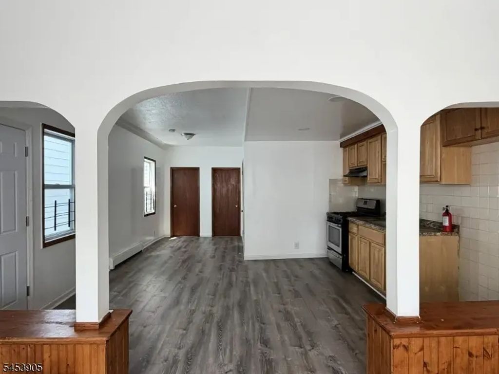 20 Highland Ave, Newark City