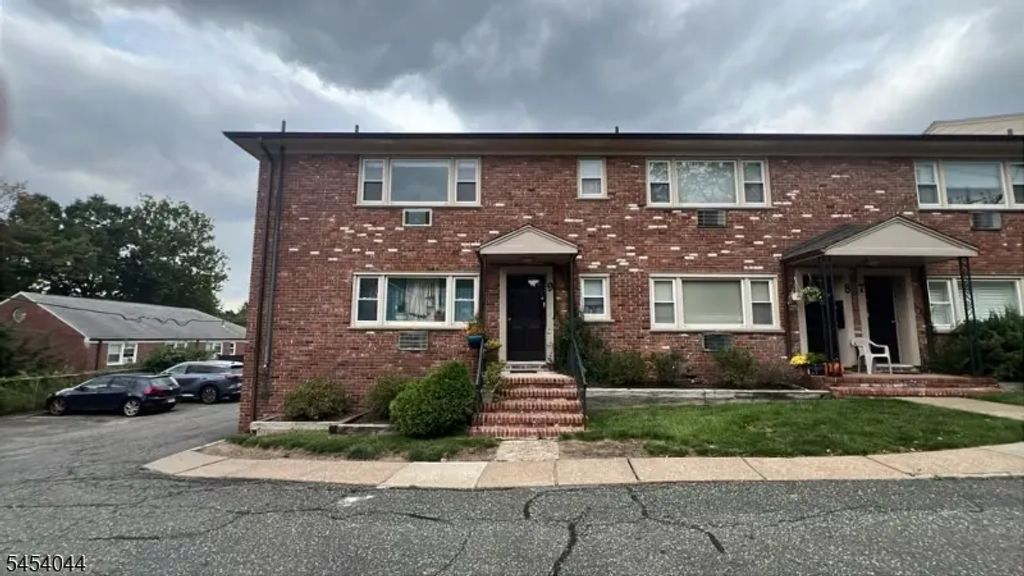 365 Bloomfield Ave, Verona Twp.