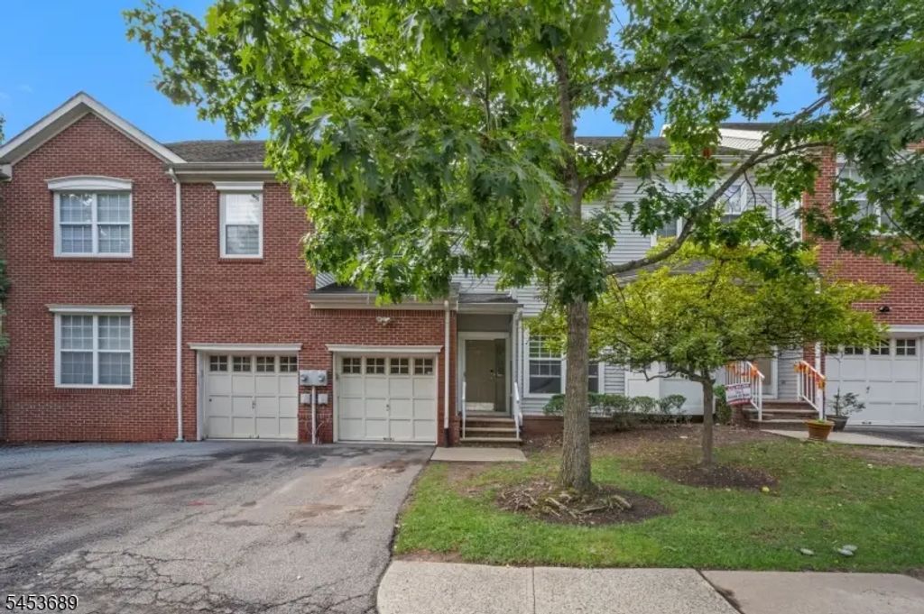 111 Cardigan Ct, Parsippany-Troy Hills Twp.
