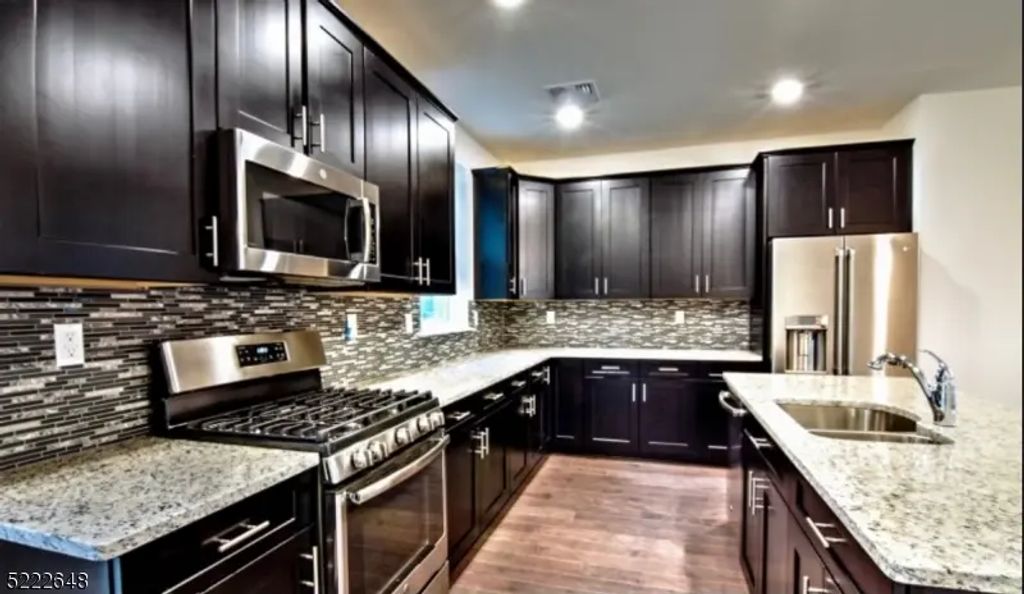 712 Parkview Ln, Rockaway Twp.