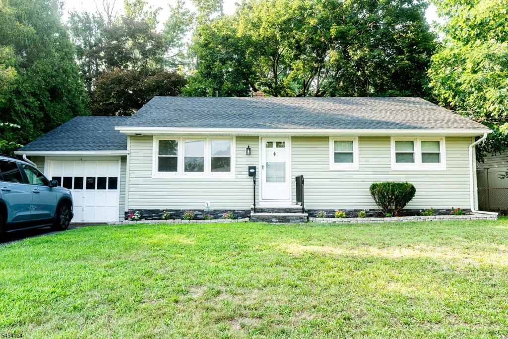 640 Warfield Rd, North Plainfield Boro