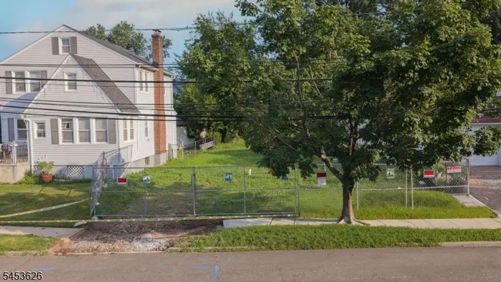 272 Beechwood Ave, Union Twp.