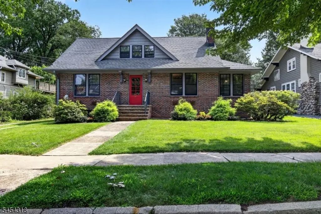 12 Lancaster Ave, Maplewood Twp.