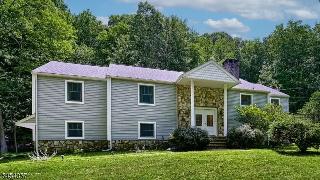 460 Laurel Ln, Kinnelon Boro