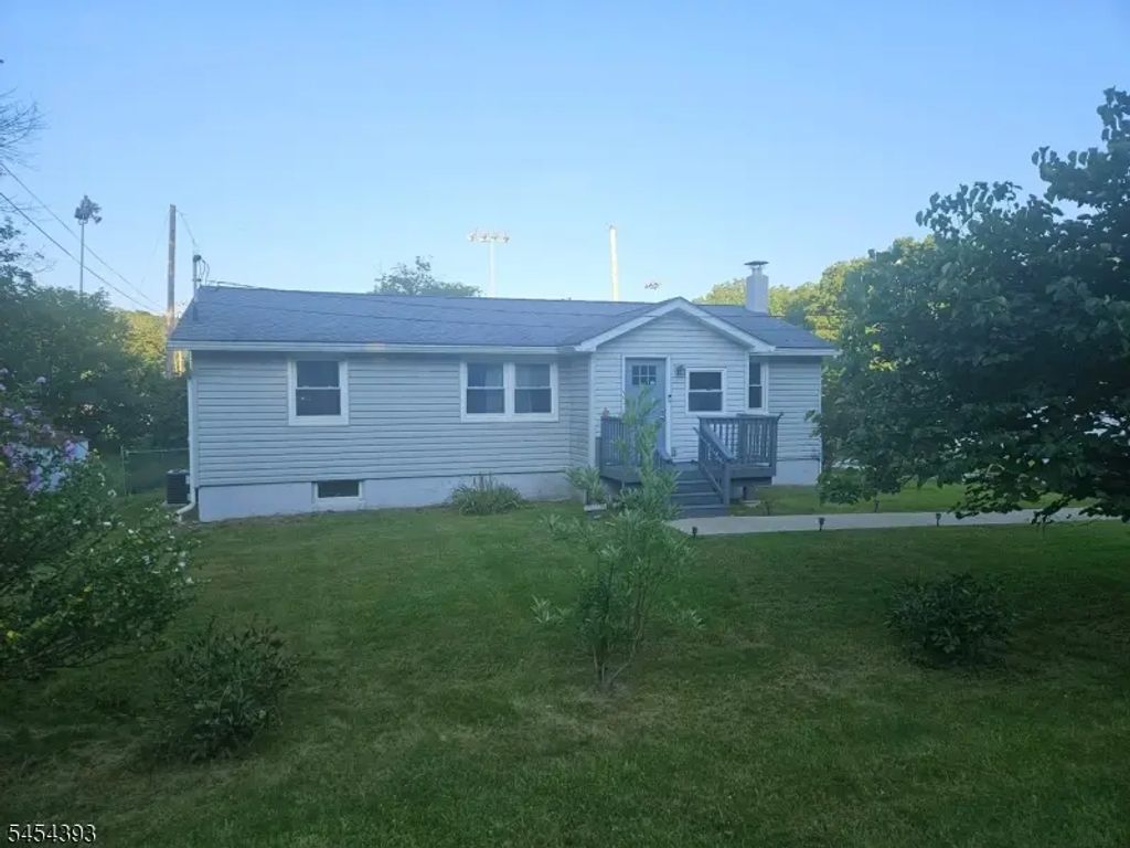 51 Cork Hill Rd, Franklin Boro