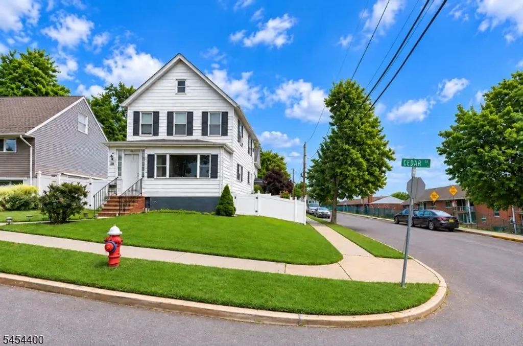 200 Cedar St, Ridgefield Park Village
