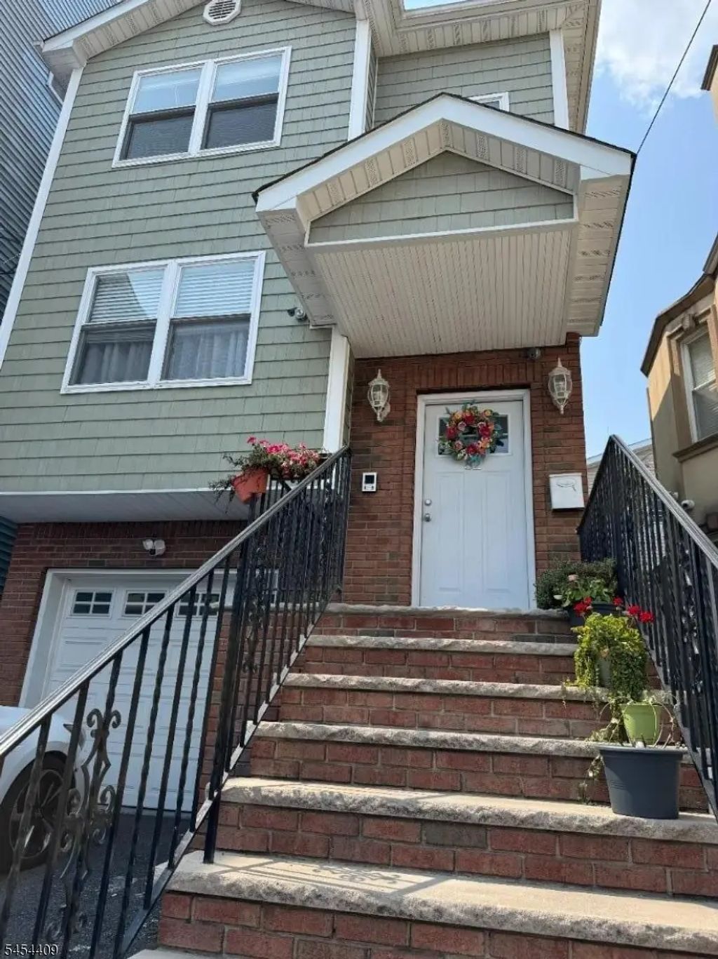 82 Oraton St, Newark City