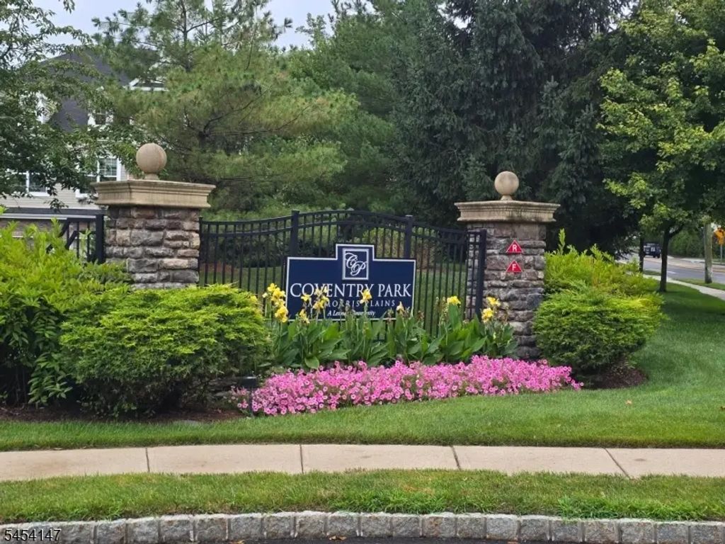 605 Lopez Ln, Morris Plains Boro