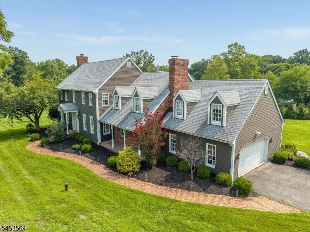 11 Willever Rd, Bethlehem Twp.